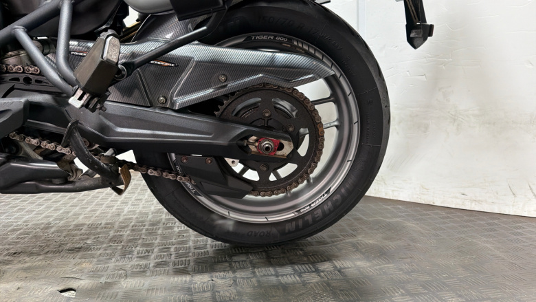 Triumph Tiger 800 (12MY)